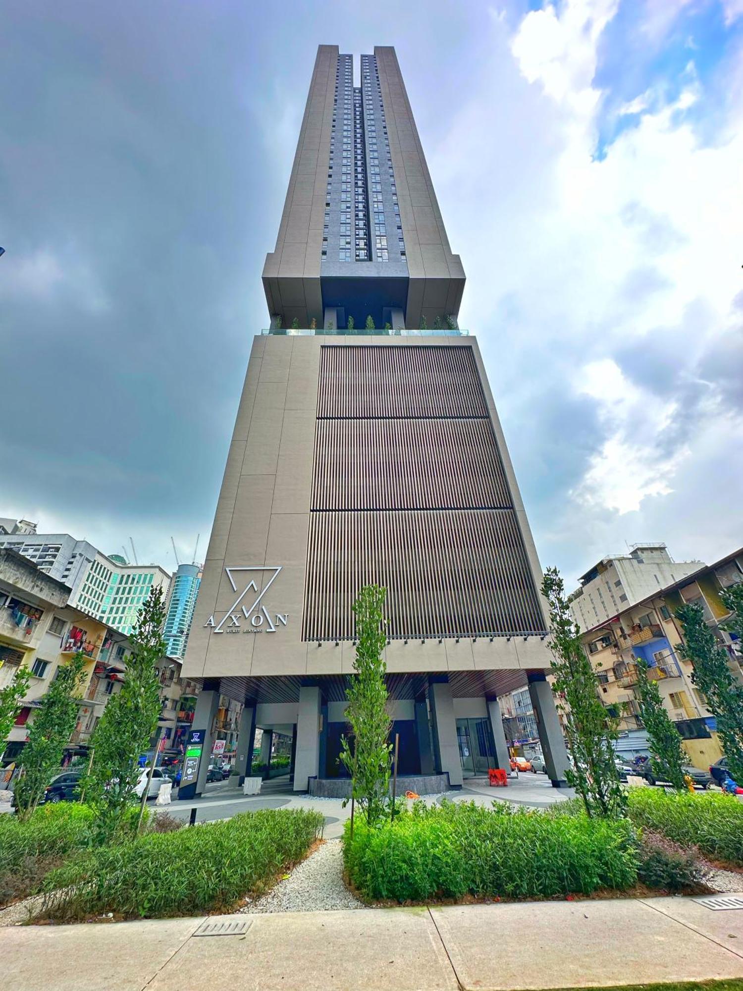 Aparthotel Axon By Leo *